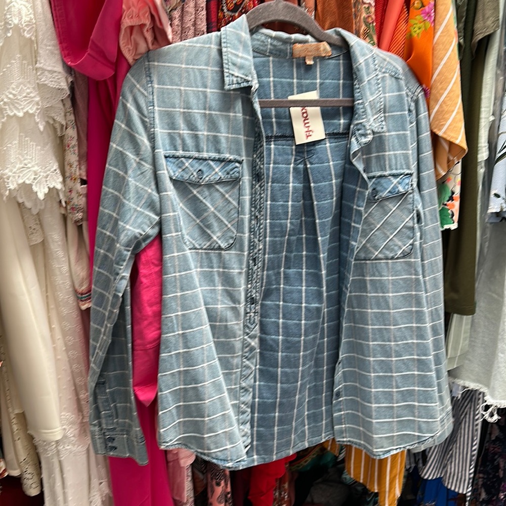 New with tag, denim plaid, striped shirt, free heart size medium